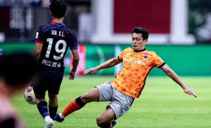 爱游戏体育-赛地聚焦：西甲国际比赛日热度飙升，深圳男篮造点机会，球迷炸锅，控场能力受关注的简单介绍