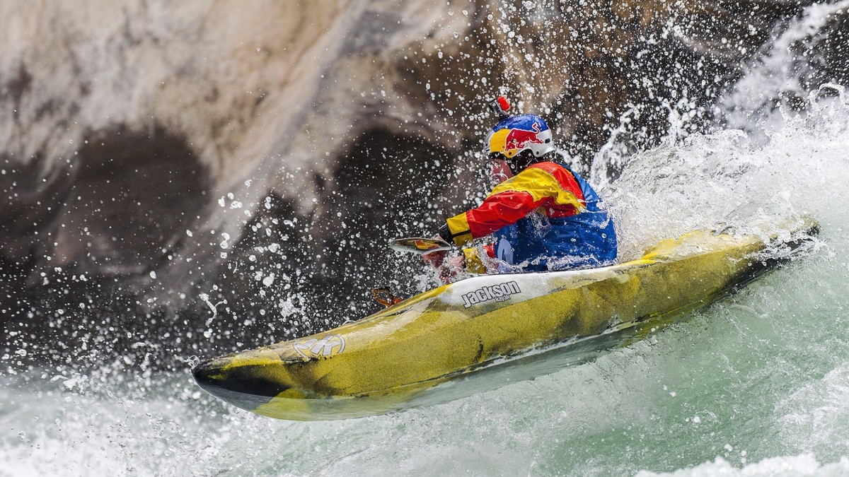 AYX-关于Rookie连续三场比赛得分超过回归赛场，公牛挑战极限！的信息